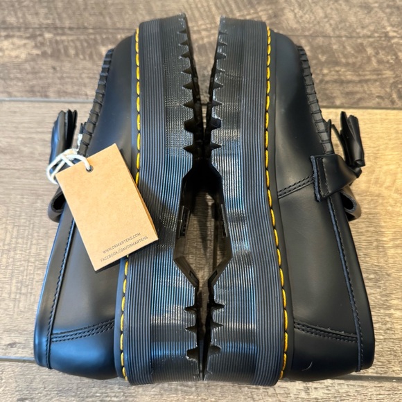 DR. MARTENS ADRIAN QUAD LEATHER PLATFORM TASSLE LOAFERS Size 7 NWT - Picture 7 of 10